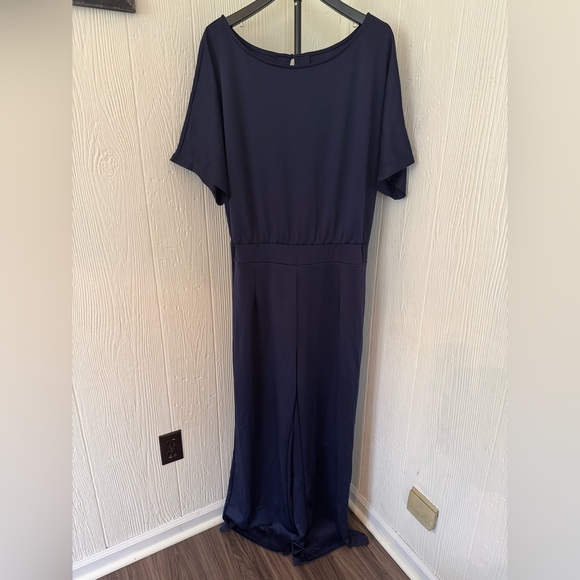 None Dresses & Skirts - Classic Women's Navy Short Sleeve Jumpsuit 2x